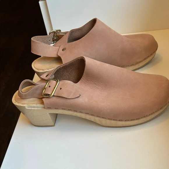Bryr Blush Pink Leather Clogs - Picture 5 of 6
